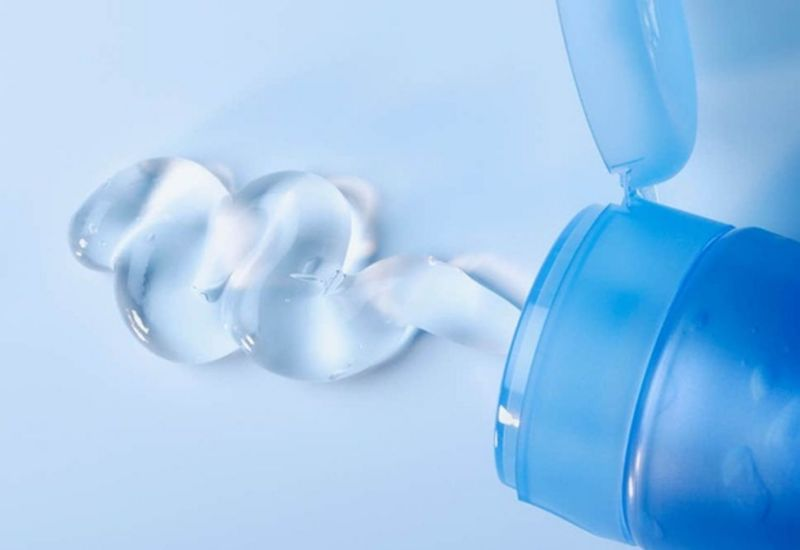 Sử dụng gel bôi trơn khi kích thích hột le