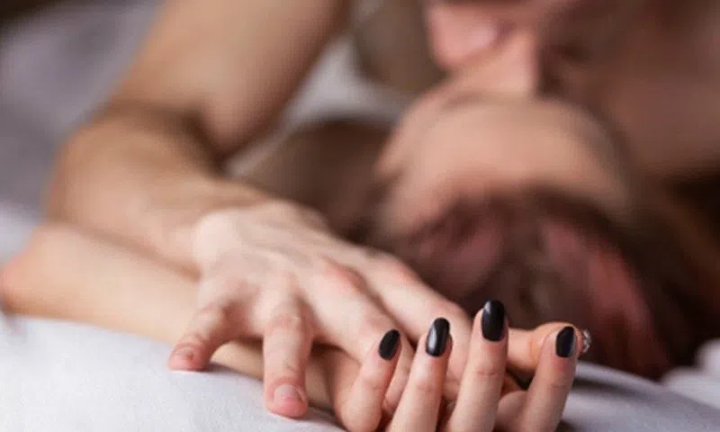 Kết thúc quá trình hôn dương vật