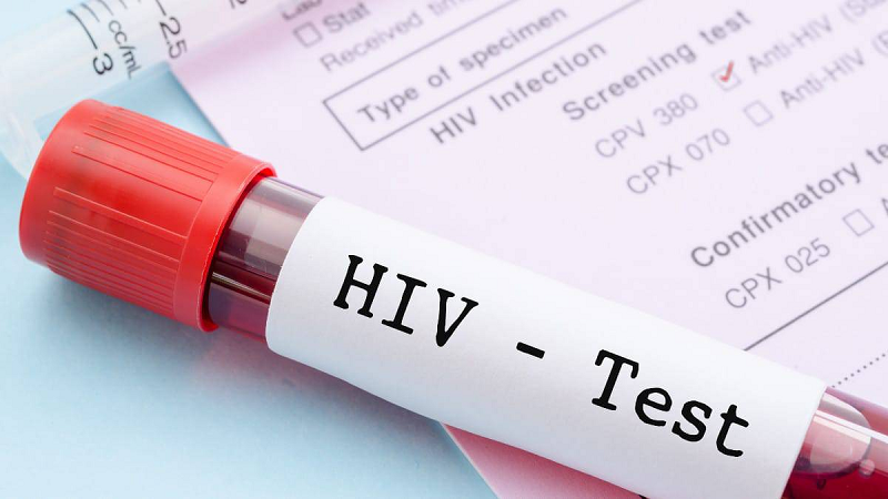 Nuốt tinh trùng có bị HIV không?