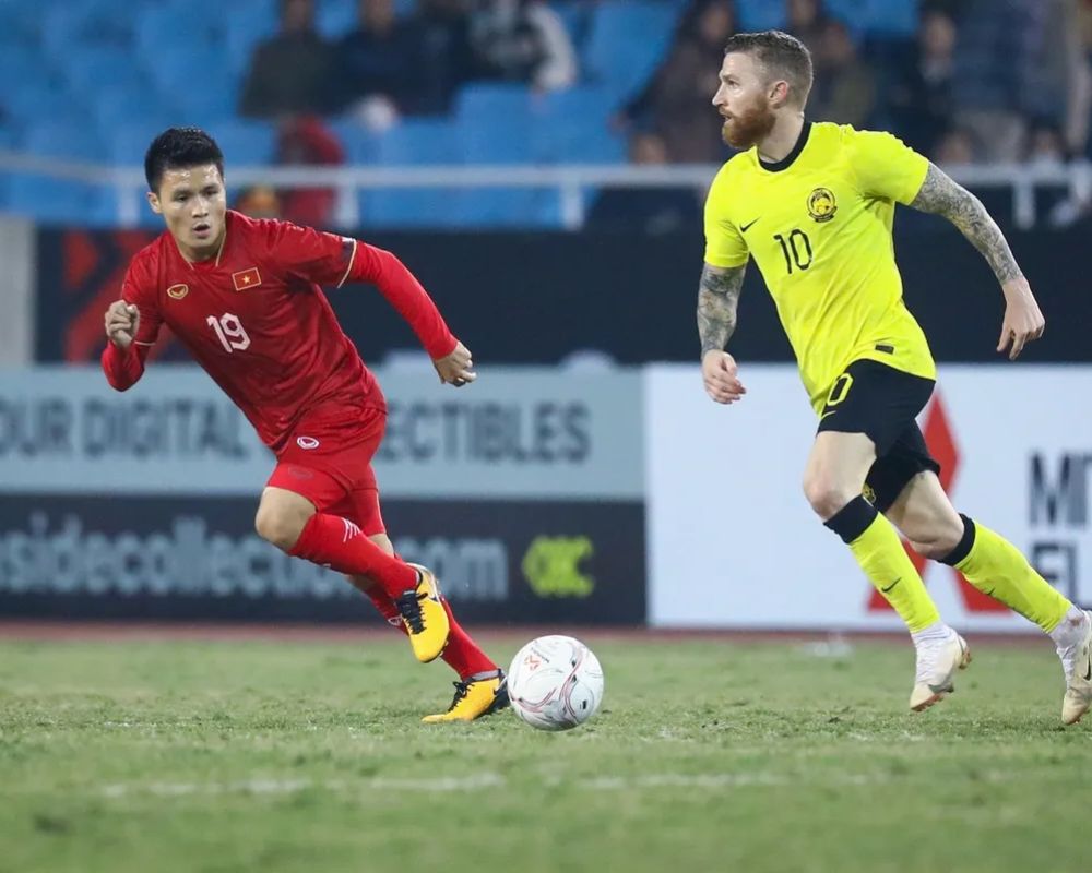 Kiến tạo là gì trong bóng đá? Cách để có màn kiến tạo đẹp - Kính Mắt Eye  Plus - Đo & Cắt Kính Cận Viễn Loạn