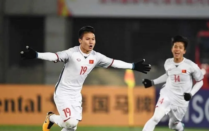 Tiền vệ là gì? Vai trò và tầm quan trọng trong bóng đá