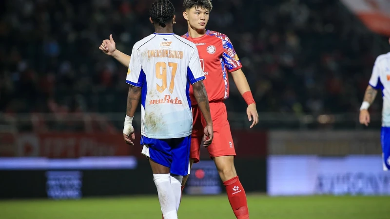 Vai Trò Của Trung Vệ Đá Thòng Là Gì? Các Kỹ Năng Quan Trọng Cần Biết