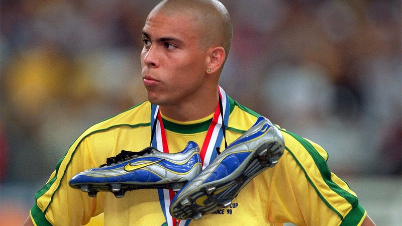 ST trong bóng đá là gì? Những cầu thủ ST xuất sắc