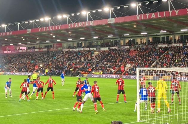 Sân vận động Vitality: Thánh địa 'tí hon' độc đáo giữa lòng Premier League