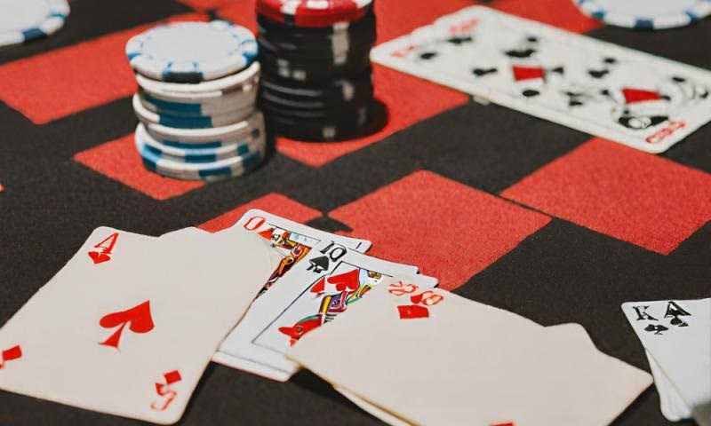 Mẹo học tiếng Trung qua trò chơi bài