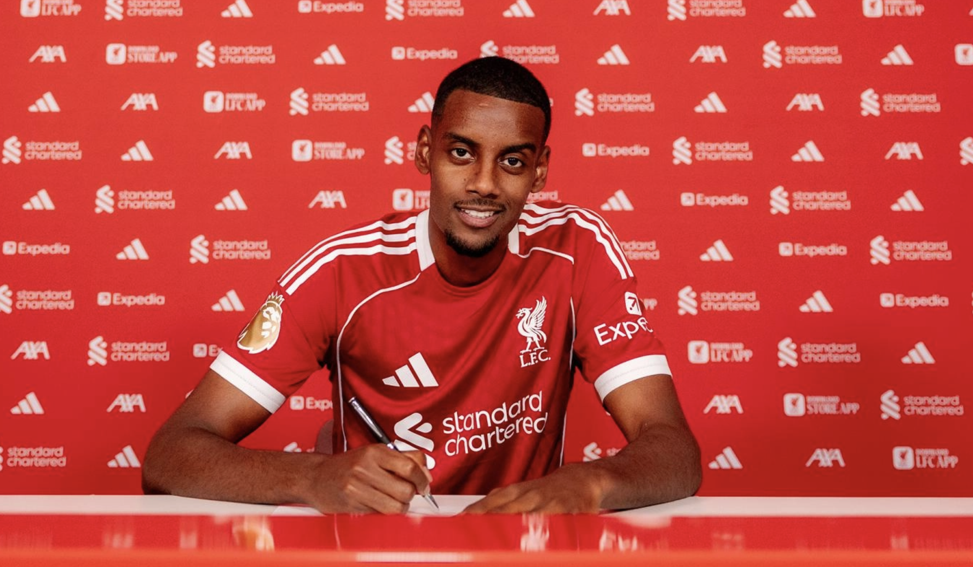 Liverpool chiêu mộ Alexander Isak 125 triệu bảng, phá kỷ lục bóng đá Anh