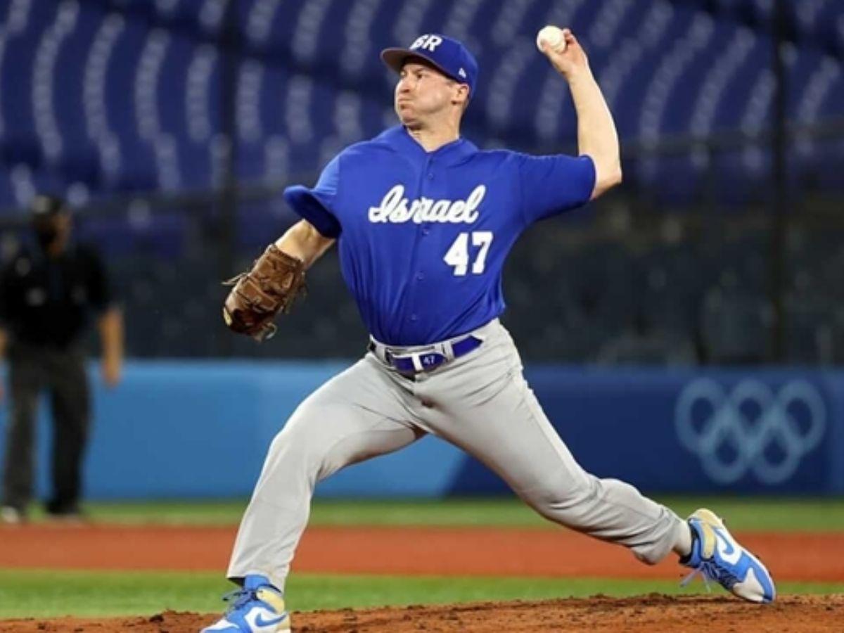 Cách kiểm tra độ vừa vặn khi thử giày bóng chày