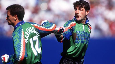 Luật thay người ra đời và thay đổi thế nào? - Bongdaplus.vn